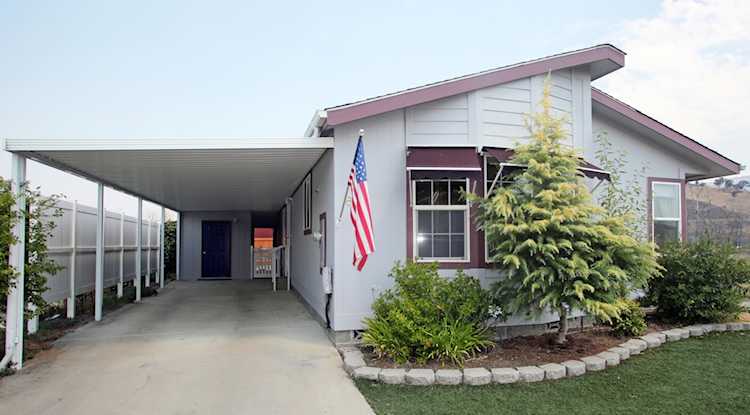 4601 S Pacific Hwy #60 Phoenix, OR 97535