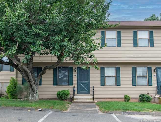 134 Village Ln #134 Branford, CT 06405