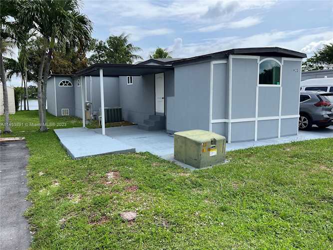 11201 SW 55th St Miramar, FL 33025