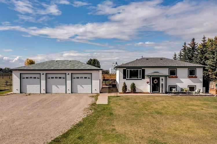 234075 Boundary Rd Rural Rocky View County, AB T0J 1X0