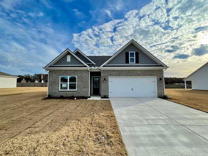 85 Robinwood Ln Oakland, TN 38060
