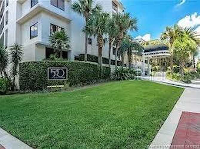 530 E Central Blvd #1004 Orlando, FL 32801