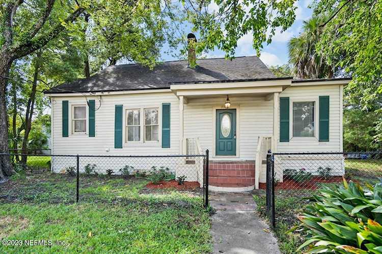 1554 Lasalle ST Jacksonville, FL 32207