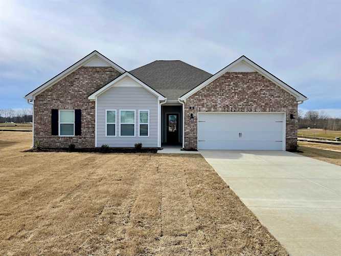45 Robinwood Ln Oakland, TN 38060