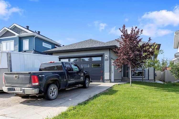 299 Warren Rd Fort McMurray, AB T9H5K