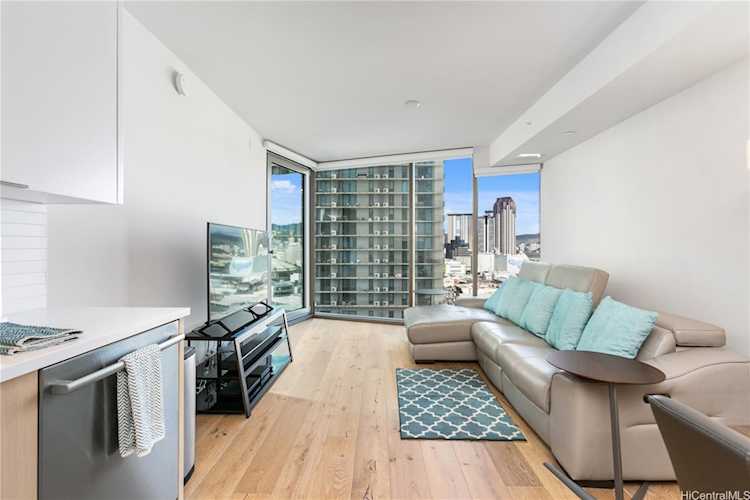 1001 Queen Street #1107 Honolulu, HI 96814