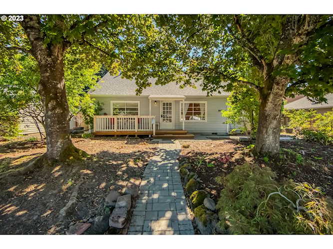 20590 SW Pike ST Beaverton, OR 97078