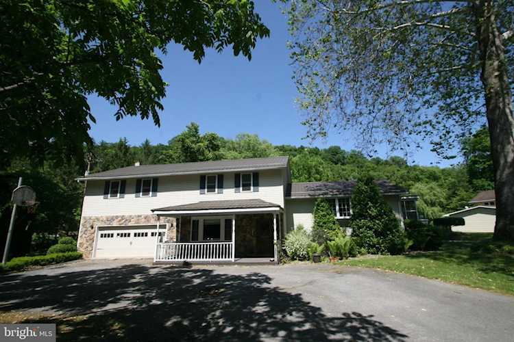 197 Lower Country Club Rd Mount Union, PA 17066
