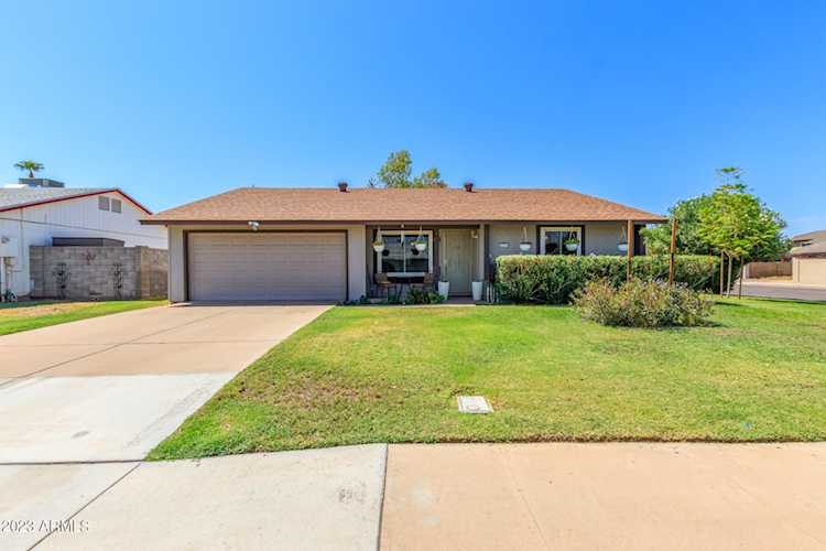 2810 N Pennington Drive Chandler, AZ 85224