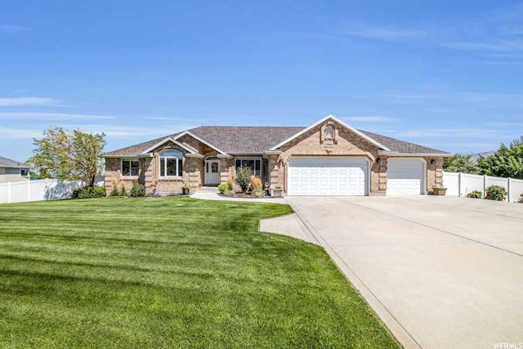 15277 S Mountainside Dr W Bluffdale, UT 84065