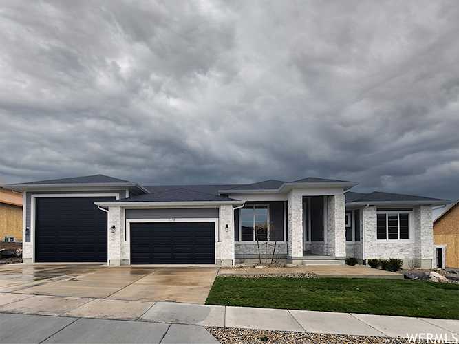 7278 W Hall Crossing Dr Herriman, UT 84096