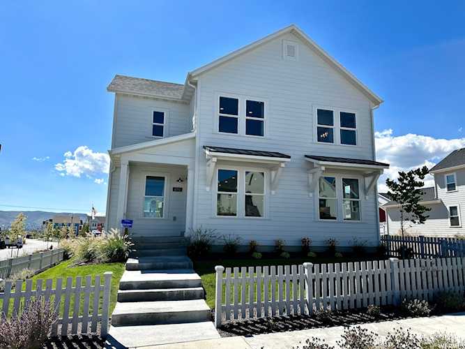 6901 W Skip Rock Rd South Jordan, UT 84009