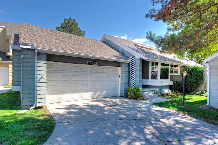 4613 S Shiloh Park Ln E Holladay, UT 84117