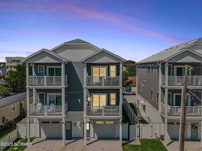 1516 Bonito Ln Carolina Beach, NC 28428
