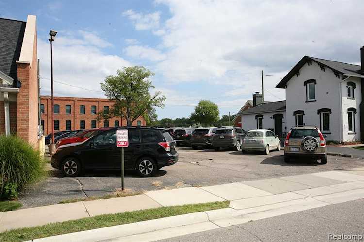 0000 East Rochester, MI 48307