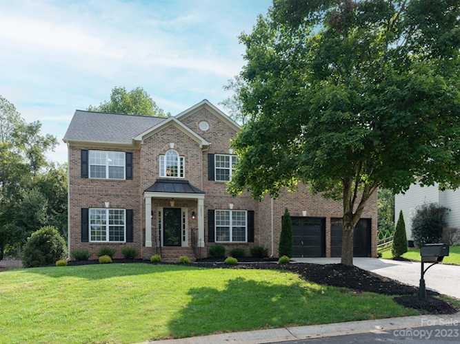 1813 Robbins Meadows Dr Waxhaw, NC 28173
