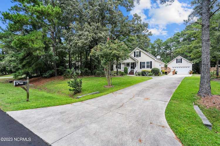 325 Long Leaf Dr Hampstead, NC 28443
