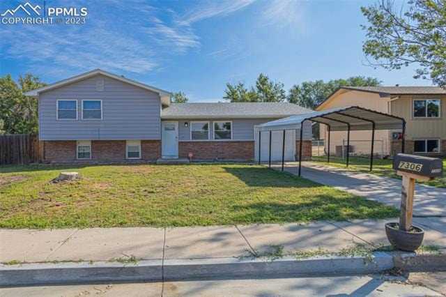 7306 Colonial Court Fountain, CO 80817