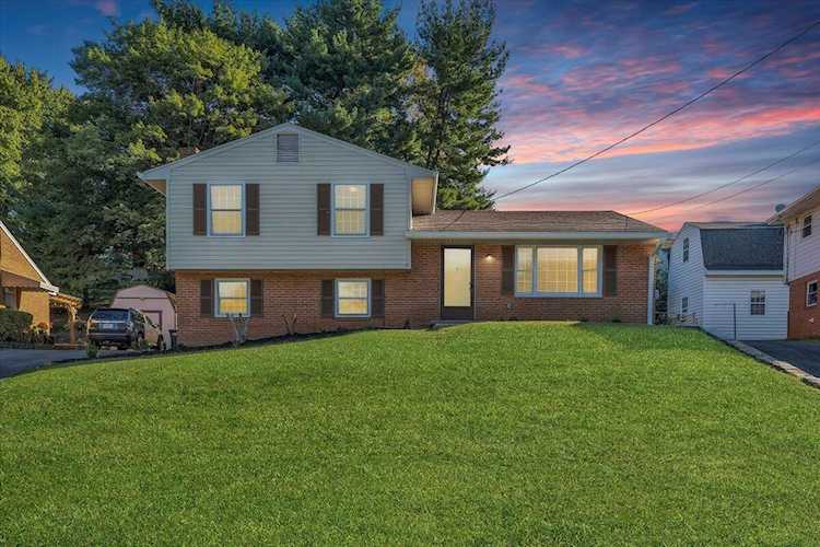 628 Timberidge Vinton, VA 24179