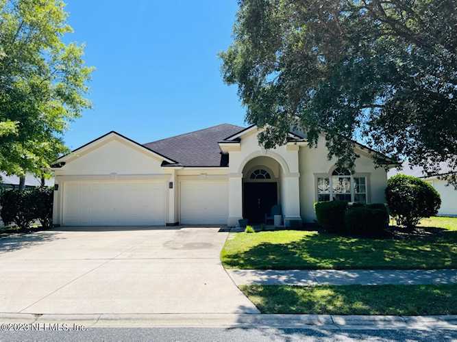 3139 Wandering Oaks DR Orange Park, FL 32065