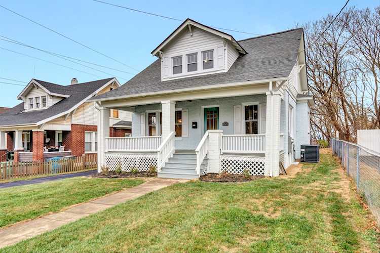 2151 SW Mountain View Roanoke, VA 24015