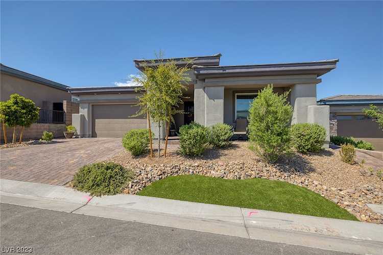 16 Reflection Cove Dr Henderson, NV 89011