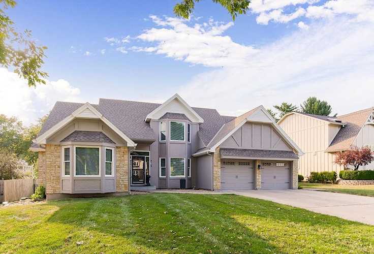 5118 N Monroe Ave Kansas City, MO 64119
