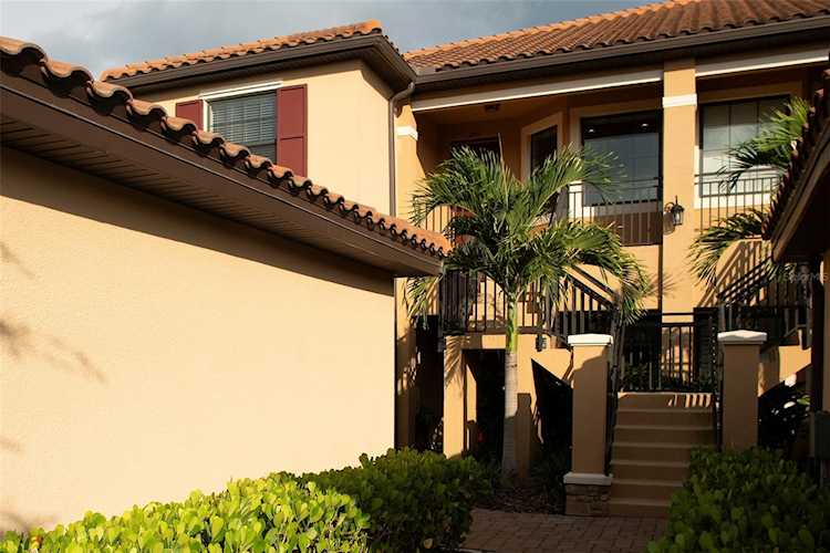 13810 Messina LOOP #201 Bradenton, FL 34211