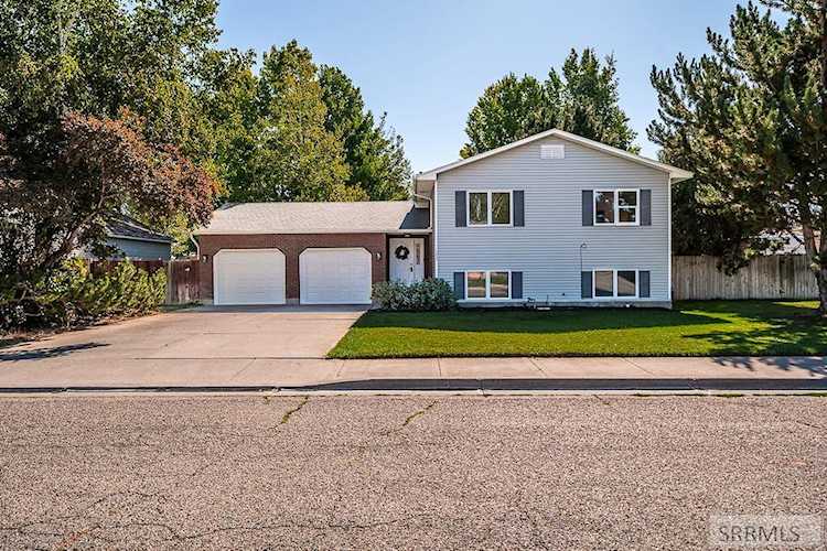 1295 Bluebird Lane Idaho Falls, ID 83402