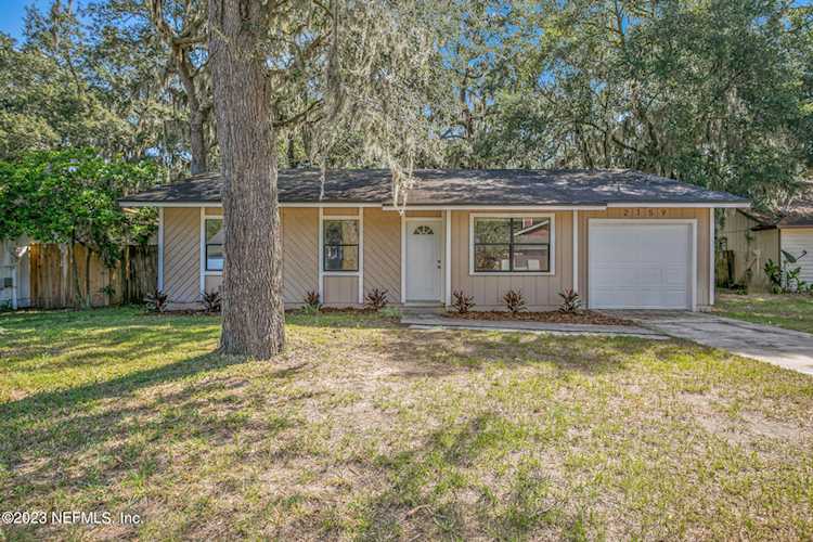 2159 Featherwood DR E Jacksonville, FL 32233