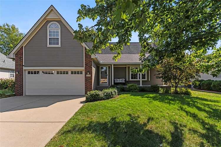 409 SE Breon Bay N/A Lee's Summit, MO 64063