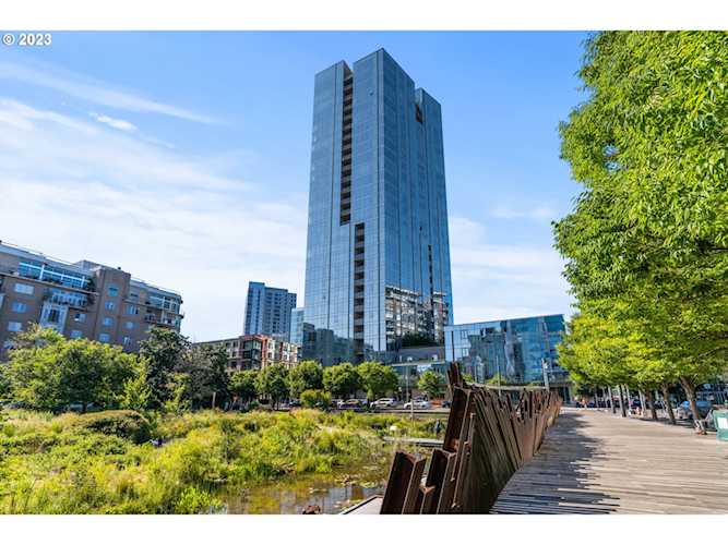 1075 NW Northrup ST #1912 Portland, OR 97209