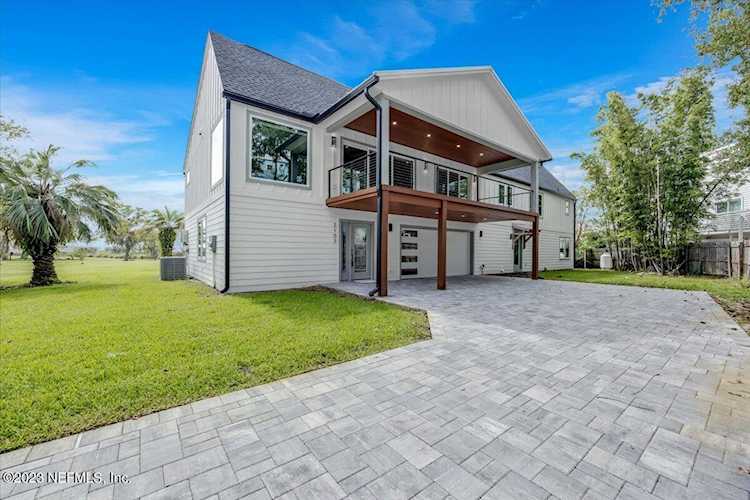2103 Bartolome RD Neptune Beach, FL 32266