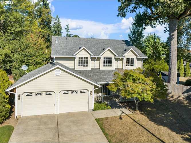 708 NE 141st ST Vancouver, WA 98685