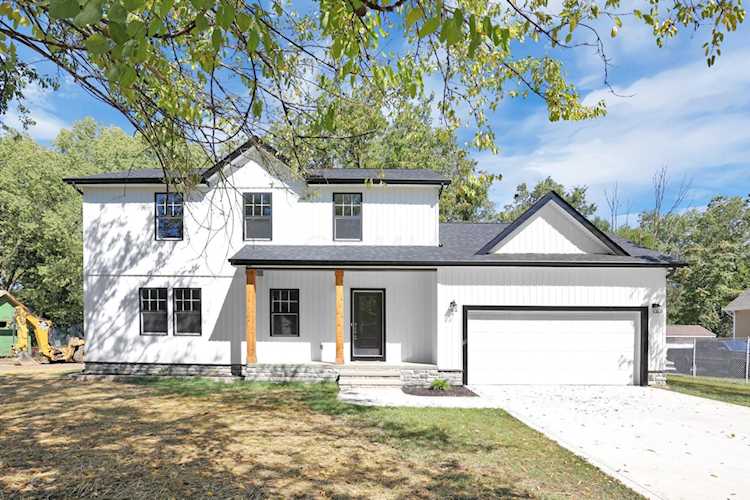 3324 1st Avenue Grove City, OH 43123