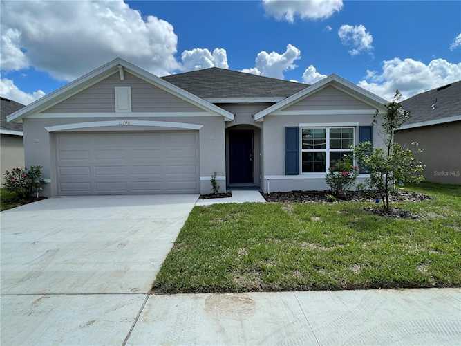 13748 Wineberry Dr Dade City, FL 33525