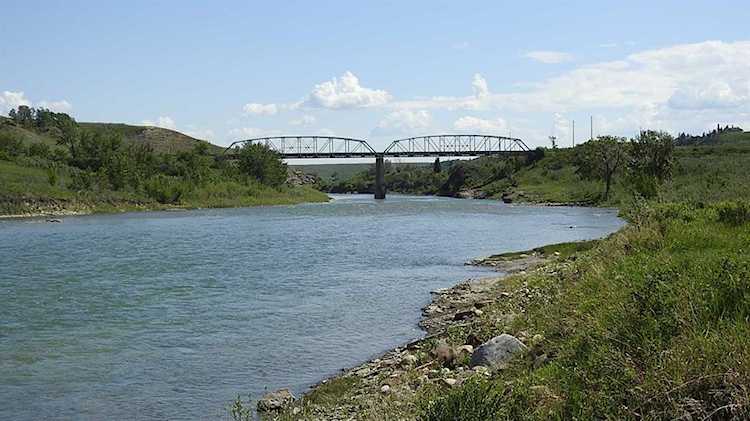 86 acres on Highwood Rive E- 16-21-28 W4 Rural Foothills County, AB T0L 1B0