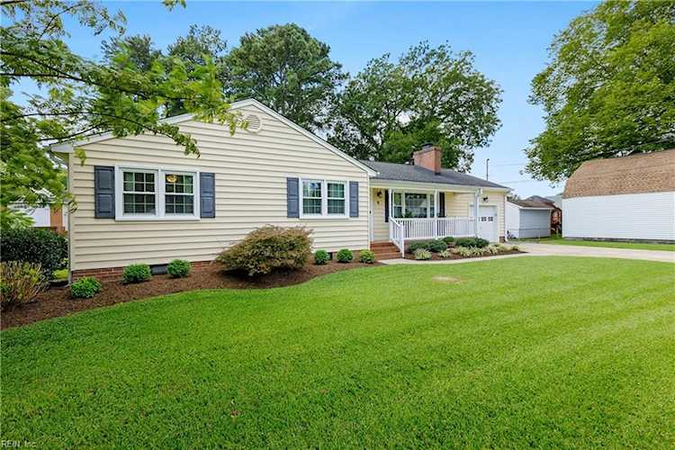 9 Horton Rd Hampton, VA 23664