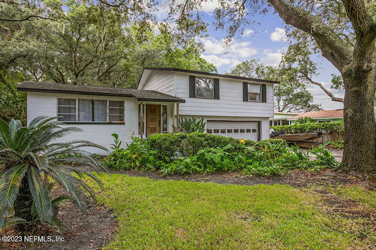 814 Hagler DR Neptune Beach, FL 32266