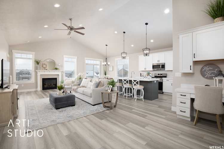 1744 S Sky View Loop E Provo, UT 84606