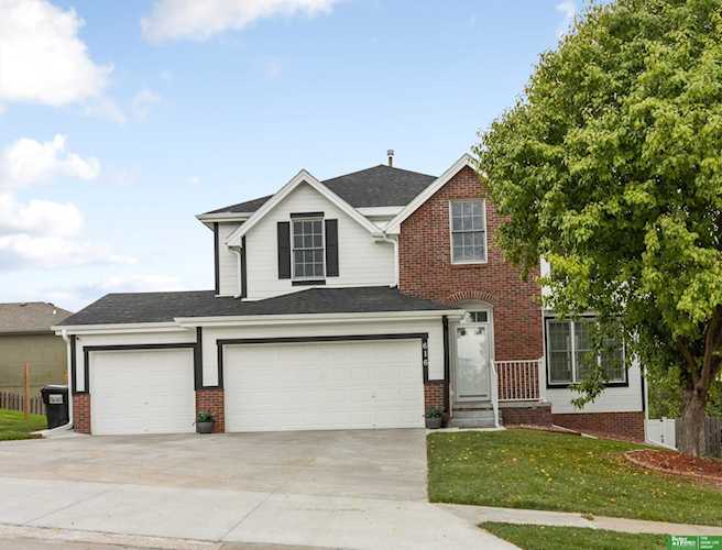 616 S 180 Ave Omaha, NE 68022