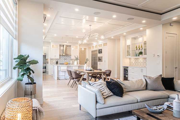 15440 Roper Avenue White Rock, BC V4B 2G5