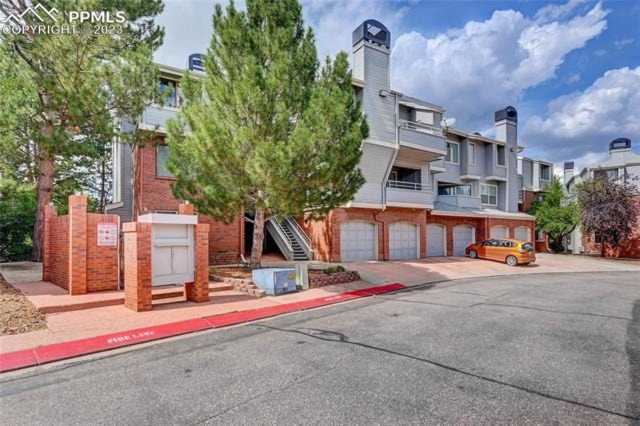 974 Acapulco Court Colorado Springs, CO 80910