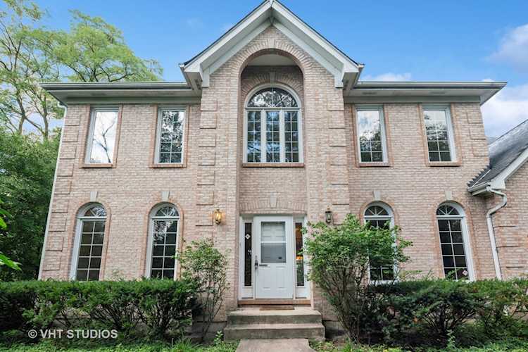 920 40th St Downers Grove, IL 60515