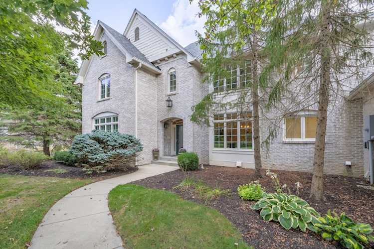 13701 Stone Dr Carmel, IN 46032