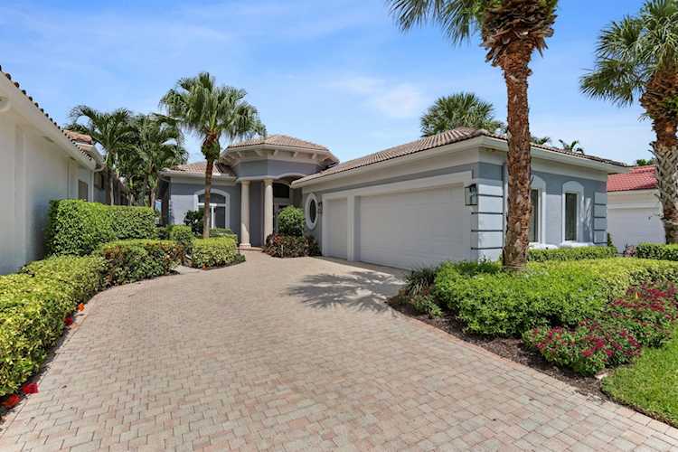 7694 Villa D Este Way Delray Beach, FL 33446