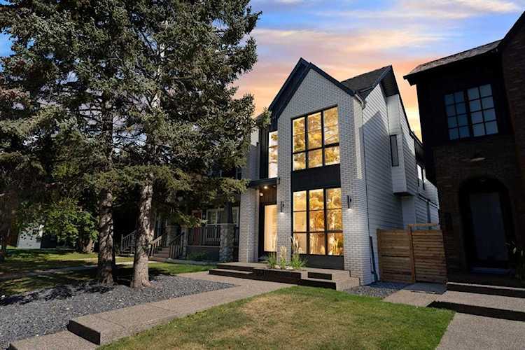 204 18A St NW Calgary, AB T2N 2G9