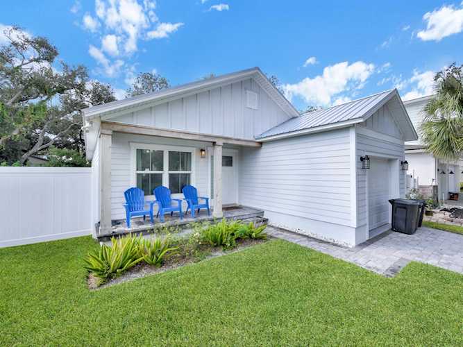 181 Lawn Ave St Augustine, FL 32084