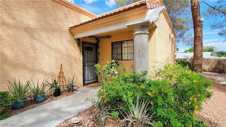 2851 S Valley View Blvd #1058 Las Vegas, NV 89102