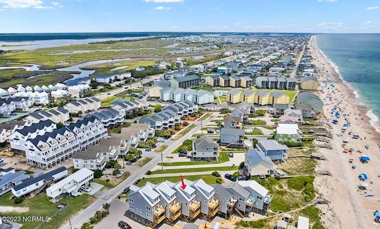 804 N Topsail Dr Surf City, NC 28445